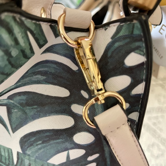 NWT Beatiful boho tropical leaf wood purse - Picture 5 of 10